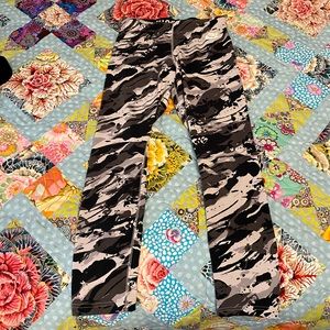 cropped nike leggings